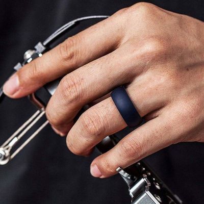 Προσαρμοσμένο σχεδιασμό Περιβαλλοντικά φιλικό silikone ελαστικό δαχτυλίδι ευέλικτο και ανθεκτικό νυφικό